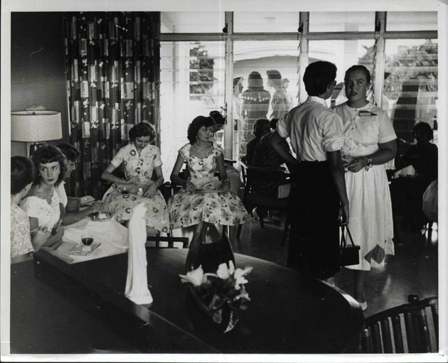 Get acquainted party for incoming freshman students, 1959